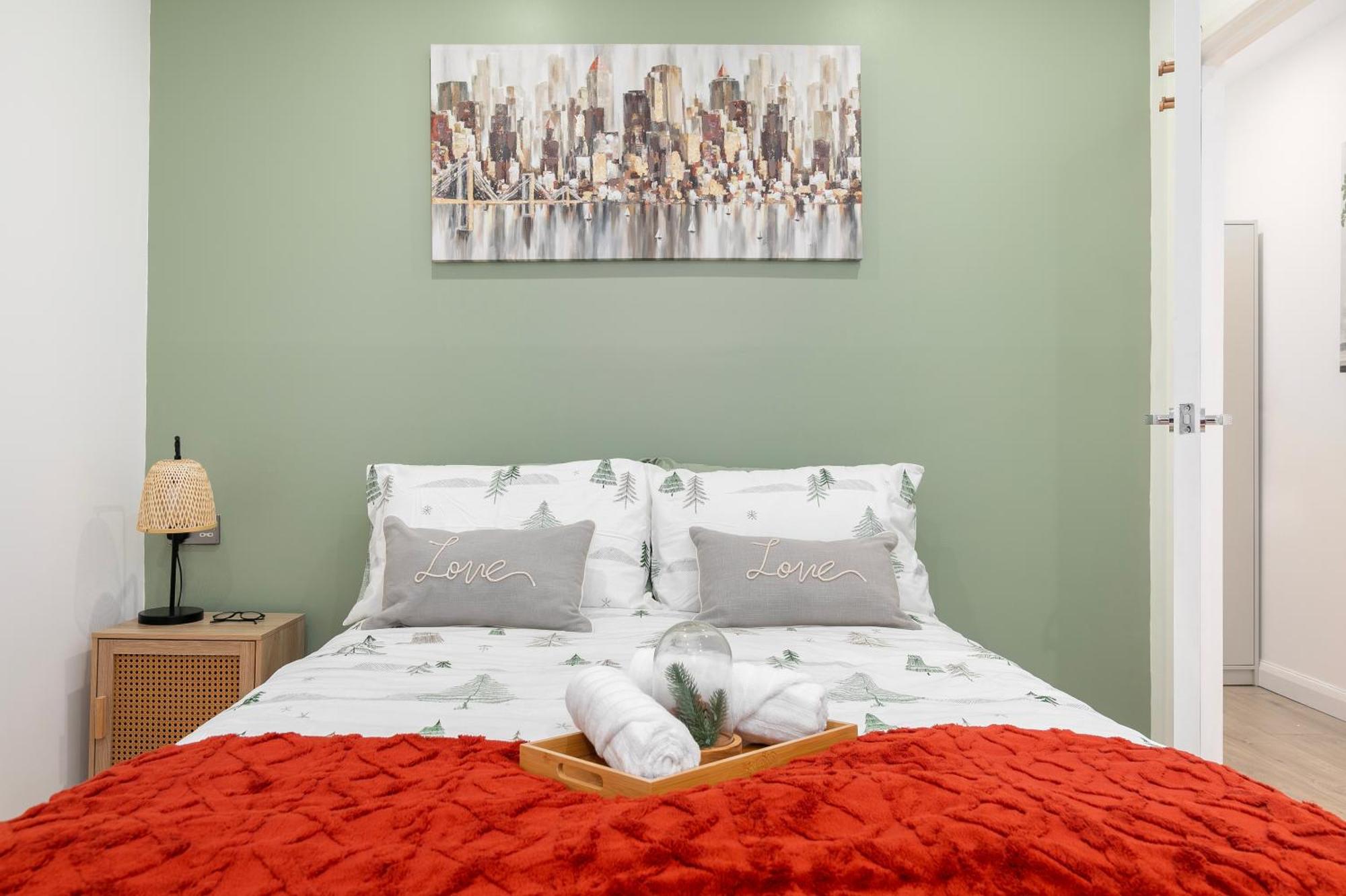 Deluxe 1 Bed Apartment London