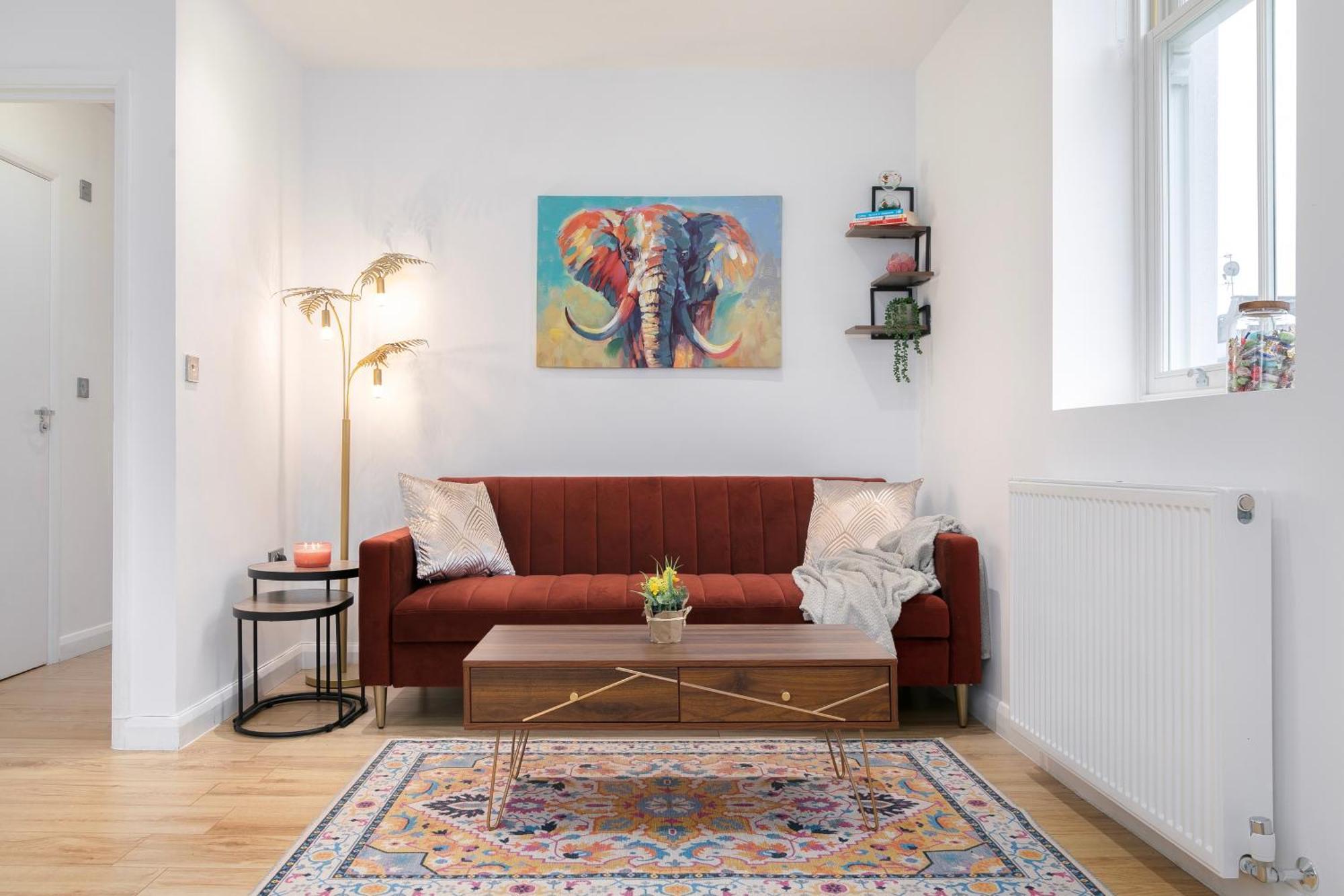 Deluxe 1 Bed Apartment *